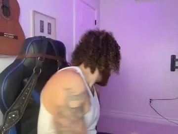 Freechat levi_daniel on Chaturbate