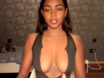 Freechat lexy_squirt_queen on Chaturbate