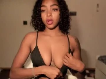 Freechat lexy_squirt_queen on Chaturbate