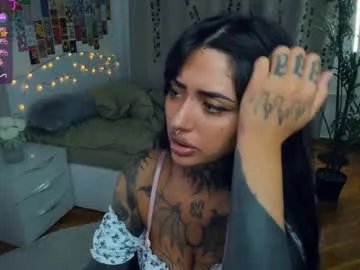 Freechat light_my_f1re on Chaturbate