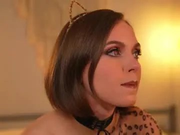 Freechat lil_fleur on Chaturbate