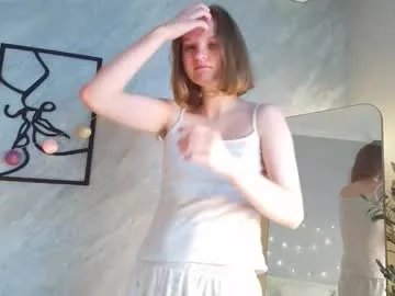 Freechat lilianslow on Chaturbate