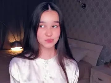 Freechat lilliecelina on Chaturbate