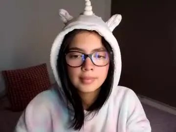 Freechat lilypanda on Chaturbate