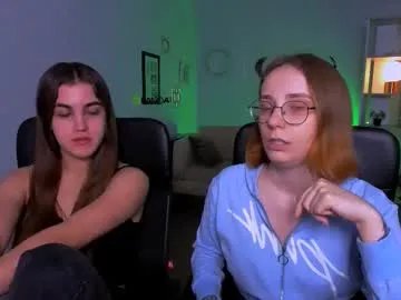 Freechat lina_fox12 on Chaturbate