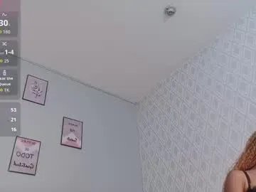 Freechat littleebonymommy on Chaturbate