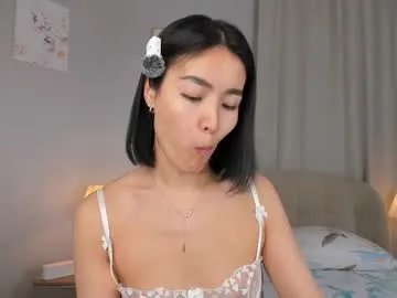 Freechat lora_lifelover on Chaturbate