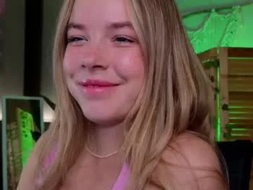 Freechat milly_shy on Chaturbate