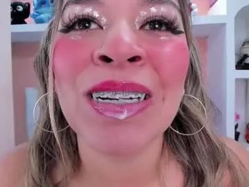 Freechat miss_lucyla on Chaturbate