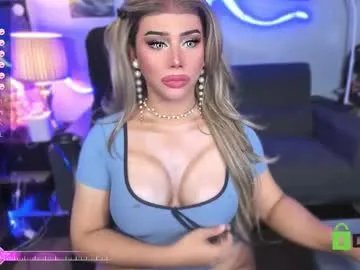 Freechat misstressheavenly on Chaturbate