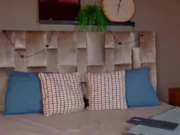 Freechat nahomicampbell_ on Chaturbate