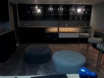 Freechat naomisainz on Chaturbate