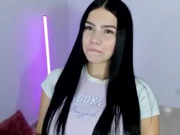 Freechat natasha_su on Chaturbate