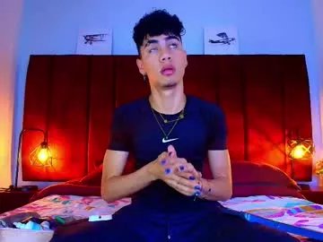 Freechat neoraptis on Chaturbate