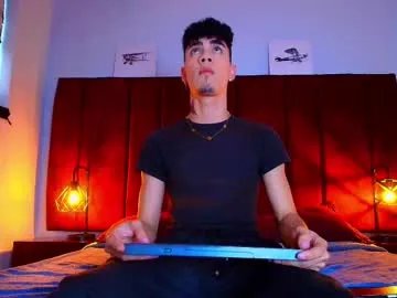 Freechat neoraptis on Chaturbate