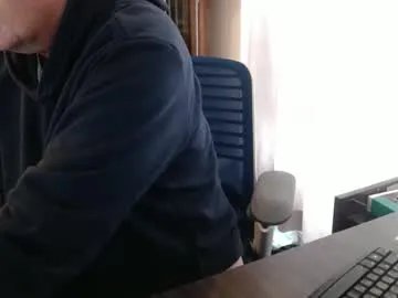 Freechat olderandwiser on Chaturbate