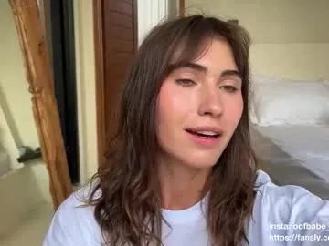 Freechat oofbabe__ on Chaturbate