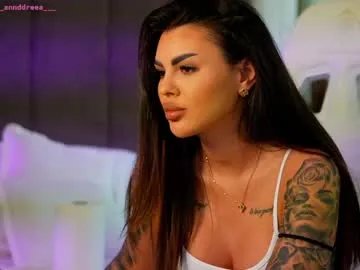 Freechat perfectt33n on Chaturbate