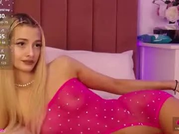 Freechat pinkyspark on Chaturbate