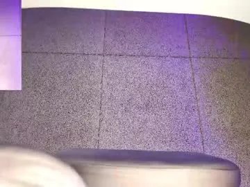 Freechat rainbow_farmer_james on Chaturbate