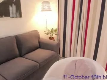 Freechat raychell_black on Chaturbate