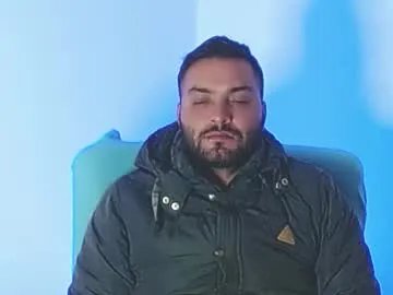 Freechat robert_leroy on Chaturbate