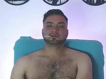 Freechat robert_leroy on Chaturbate