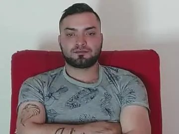 Freechat robert_leroy on Chaturbate