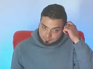 Freechat robert_leroy on Chaturbate