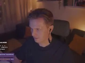 Freechat rocketbunnyxxx on Chaturbate