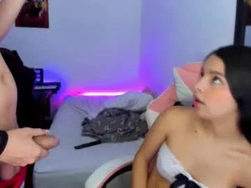 Freechat room_kitty on Chaturbate