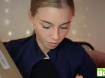 Freechat roxxxie_reid on Chaturbate