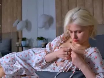 Group sandyshayes on Chaturbate