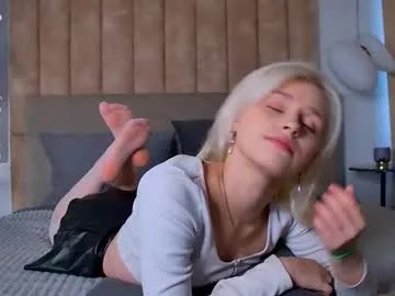 Group sandyshayes on Chaturbate