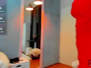 Freechat sassyt33n on Chaturbate