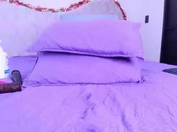 Freechat shelsy_loreds on Chaturbate