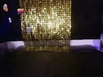 Freechat shelsy_loreds on Chaturbate