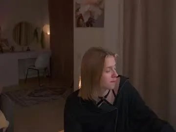 Freechat sofiapure18 on Chaturbate