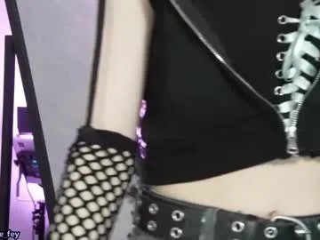 Freechat sylvie_fey on Chaturbate