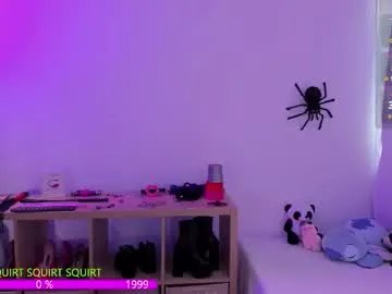 Freechat the_cat_girl_ on Chaturbate