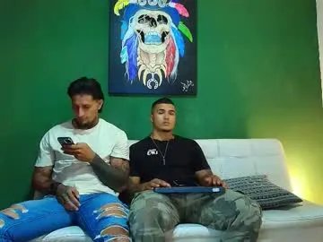 Freechat the_golden_boys on Chaturbate
