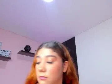 Away tifanyhills on Chaturbate