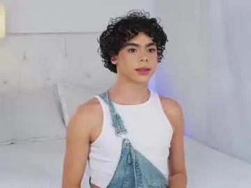 Private timmyshy on Chaturbate