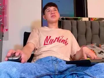 Freechat twink_daren on Chaturbate
