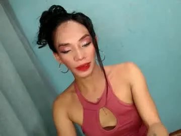 Freechat uncut_queen on Chaturbate