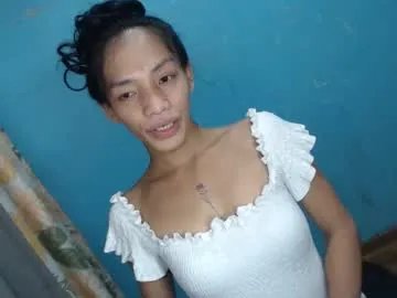 Freechat uncut_queen on Chaturbate