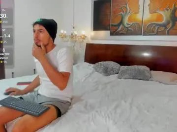 Freechat valentinos_ on Chaturbate