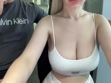 Freechat vanilladirtybitch on Chaturbate