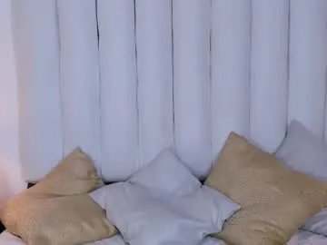 Freechat victoria_queen2 on Chaturbate