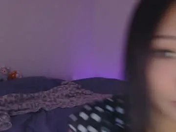 Freechat vivianwinters on Chaturbate